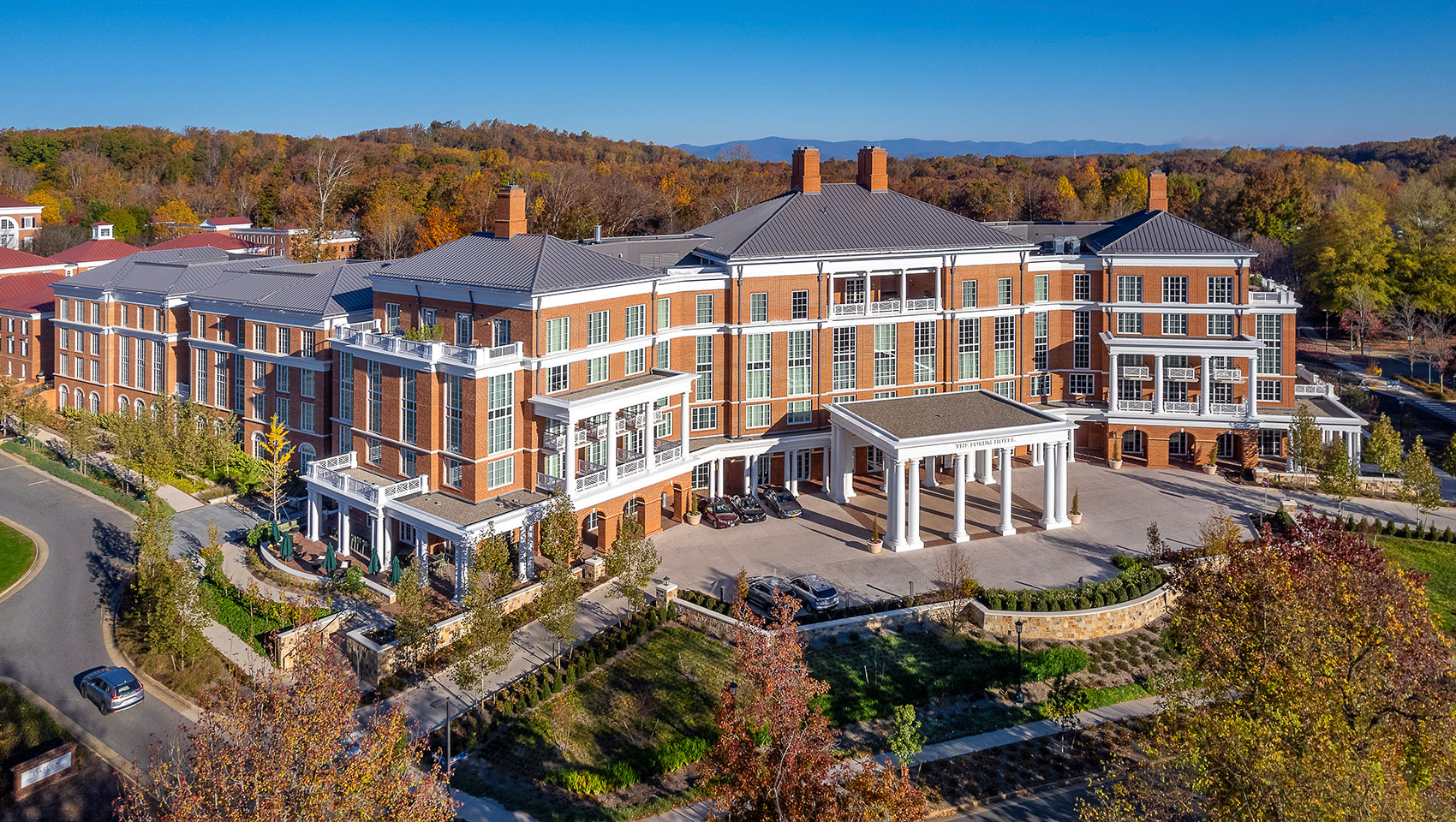 aerial photo of kimpton forum hotel exterior