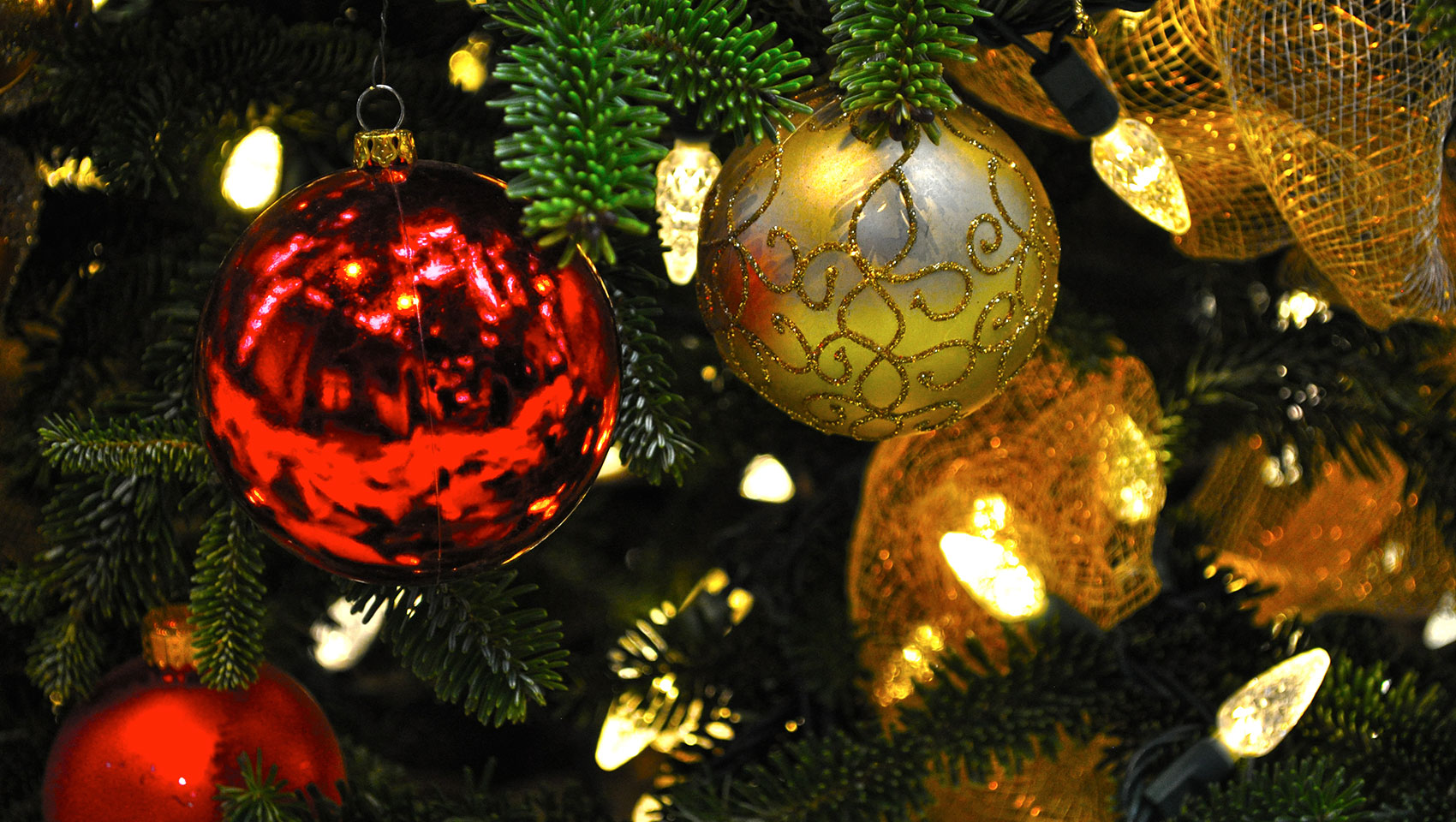red and gold christmas ornaments